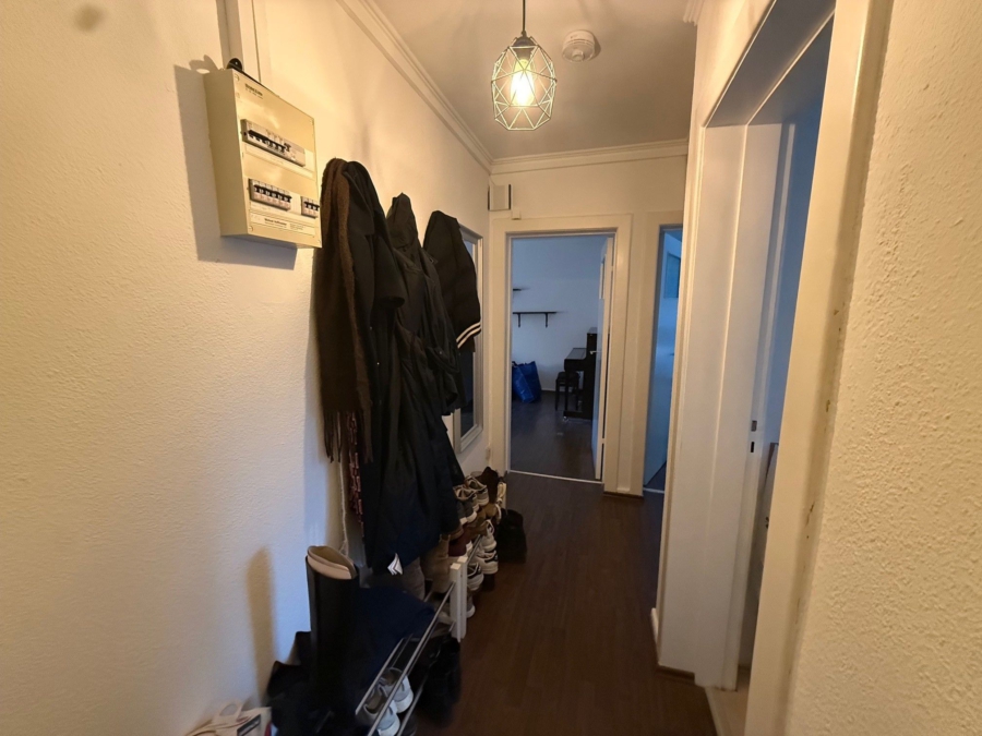 Flur - 2-Zimmer-Wohnung mit Nähe zur City-Nord und Alsterlauf