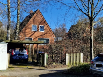 Großes Baugrundstück für Ein- oder Mehrfamilienhaus – Provisionsfrei, 22391 Hamburg, Einfamilienhaus