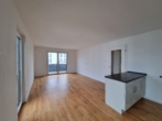 Wohnbereich, Blick zum Balkon