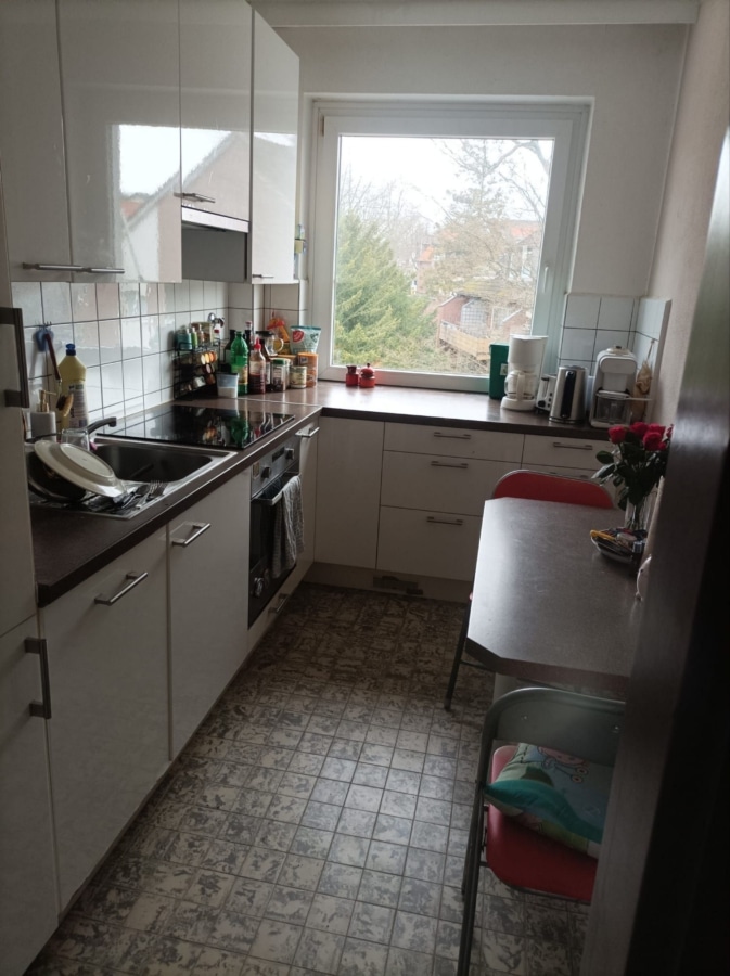 Küche - Helle 2-Zimmer-Wohnung mit 2 Balkonen in Reinbek