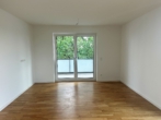 Wohnbereich, Zugang zum Balkon