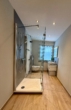 Modernes Badezimmer