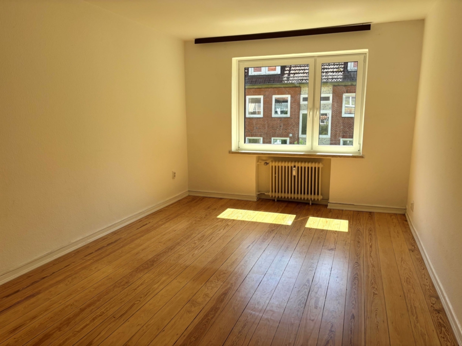 Schlafzimmer - Schöne 3-Zimmer- Wohnung mit Balkon in Langenhorn