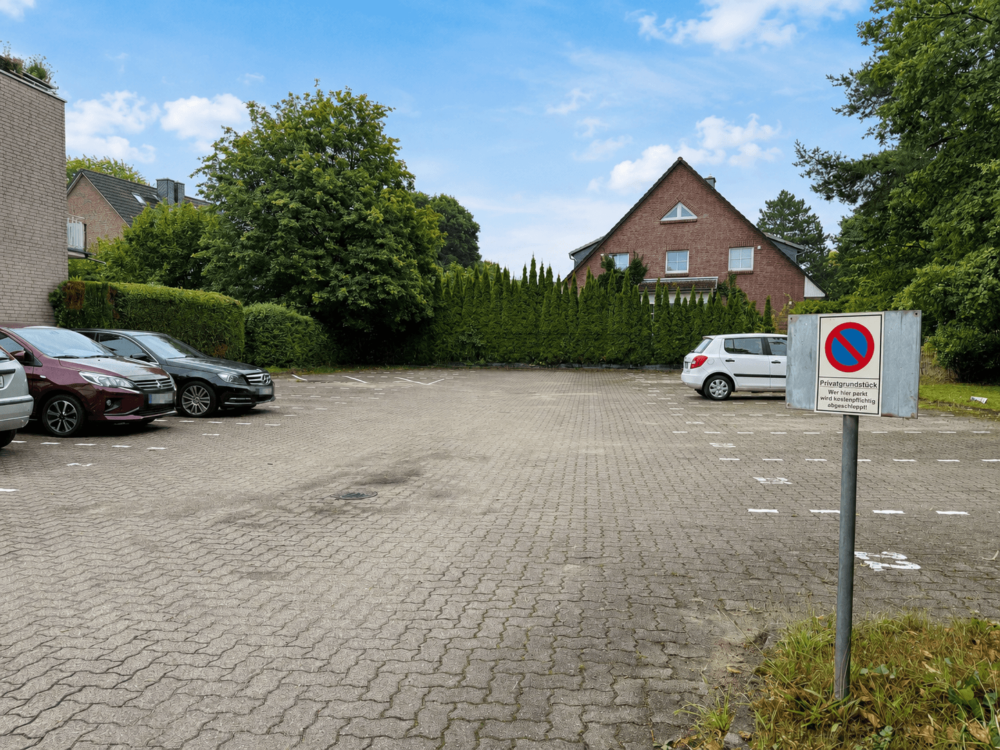 Privatparkplatz
